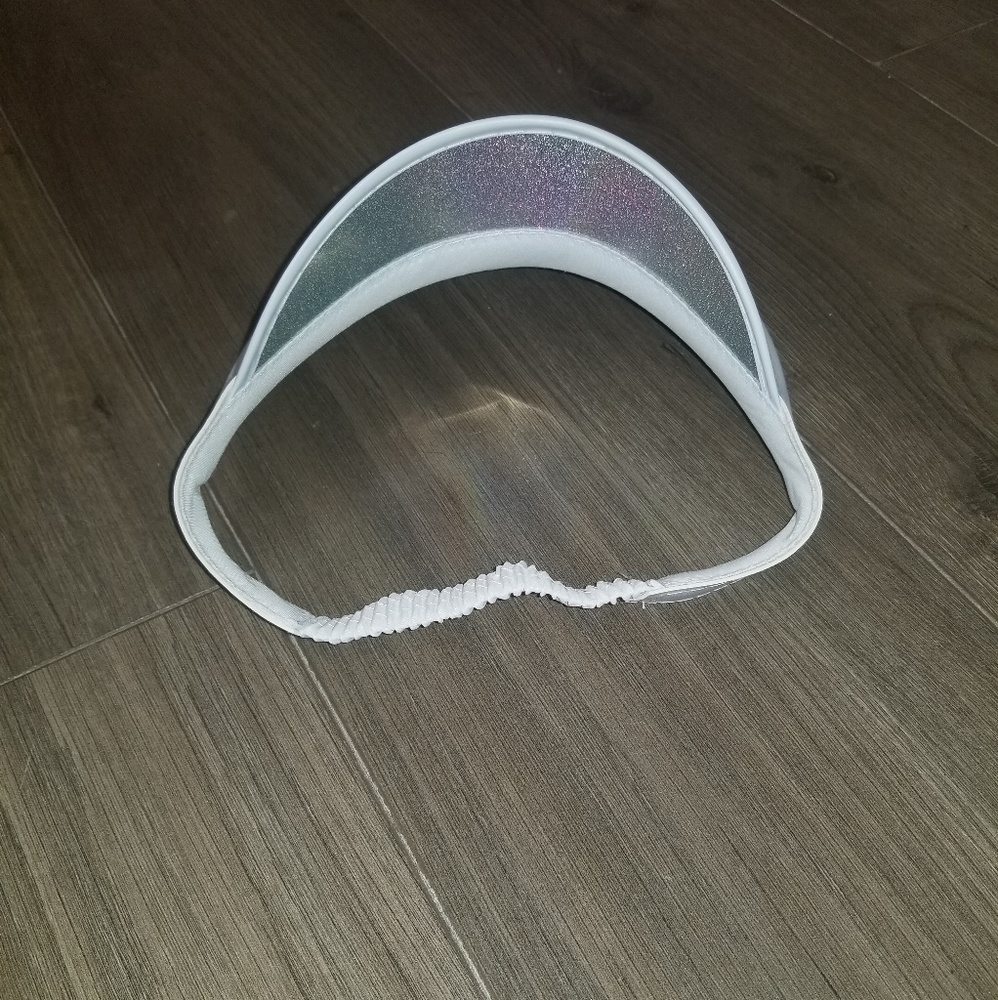 Iridescent visor - Picture 2 of 3